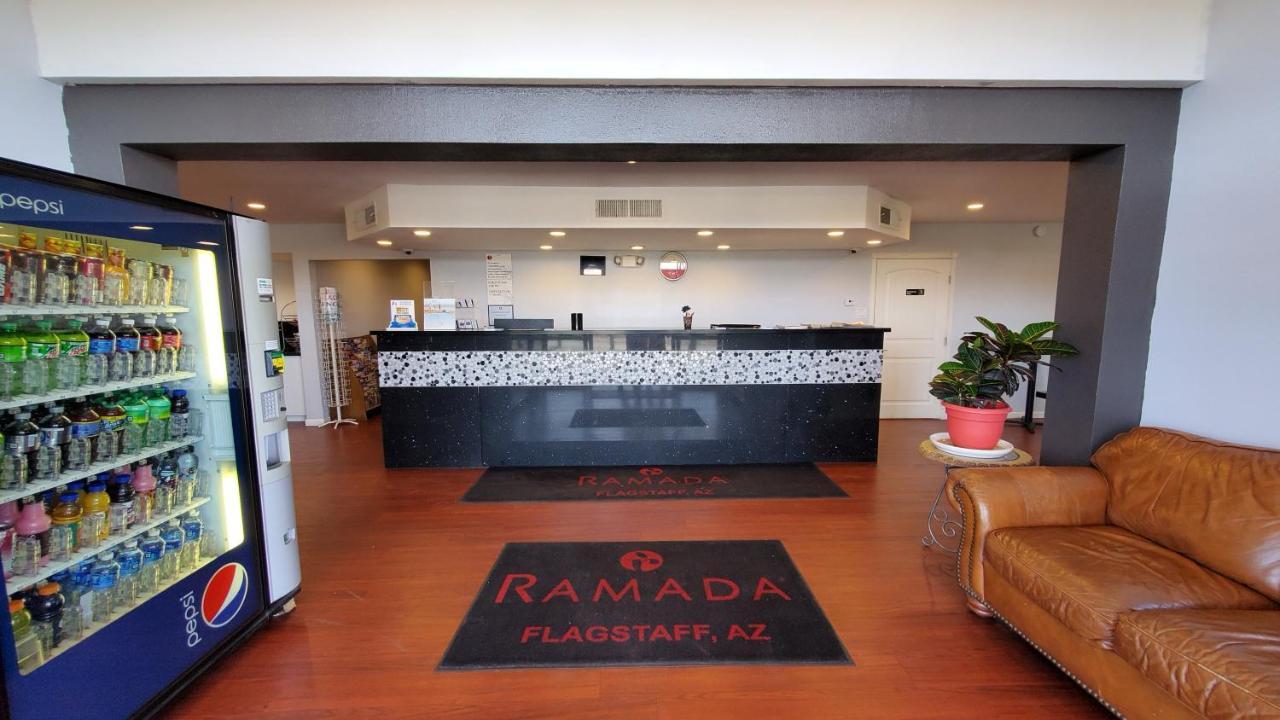 Ramada By Wyndham Flagstaff East Hotel Bagian luar foto